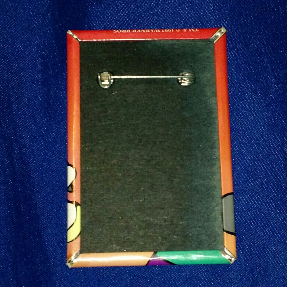 Warner Bros - 1993 Gangster Bugs Bunny Pin - Picture 5 of 6